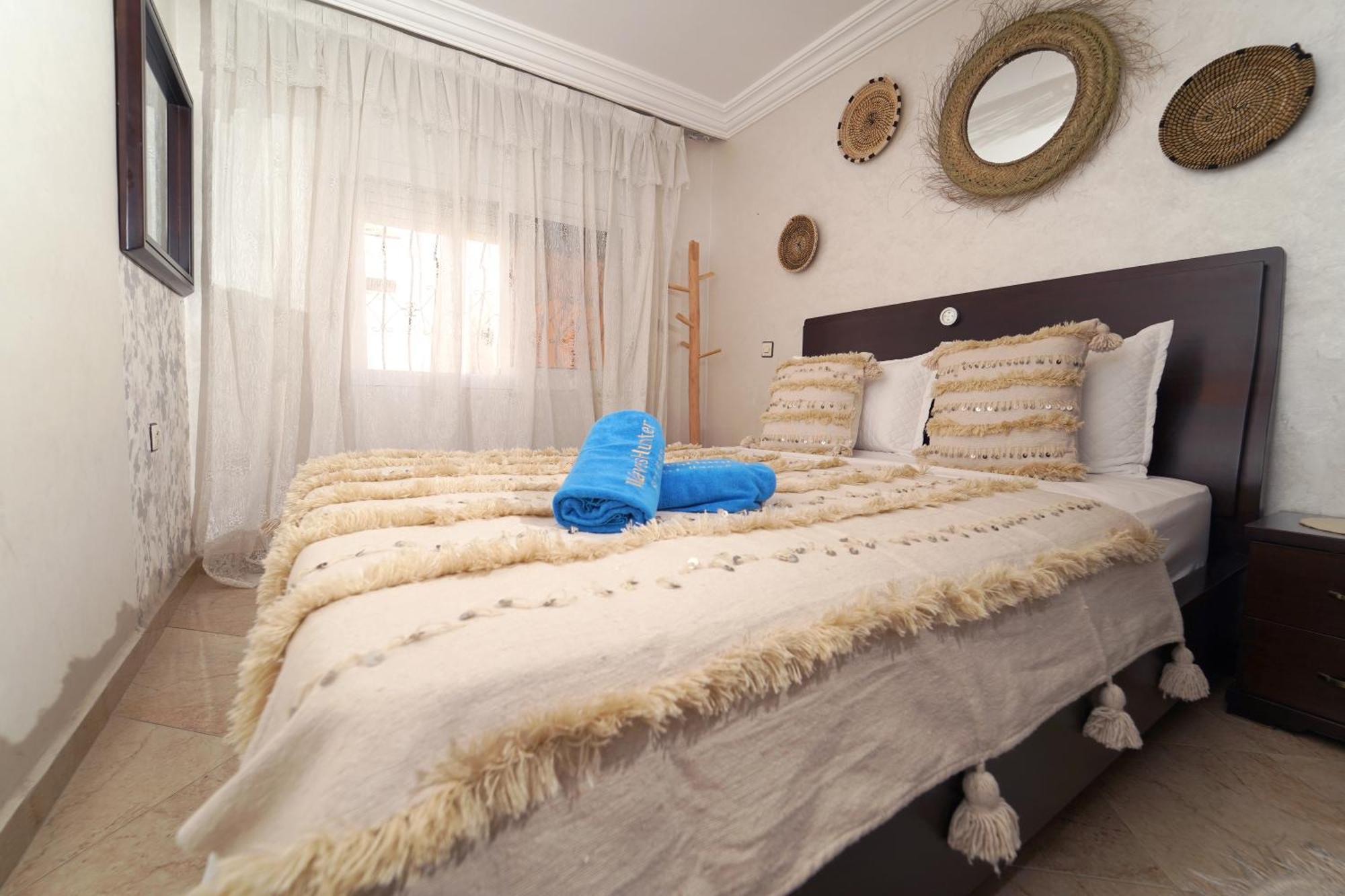Waves Hunter Surf House Bed & Breakfast Agadir Exterior foto