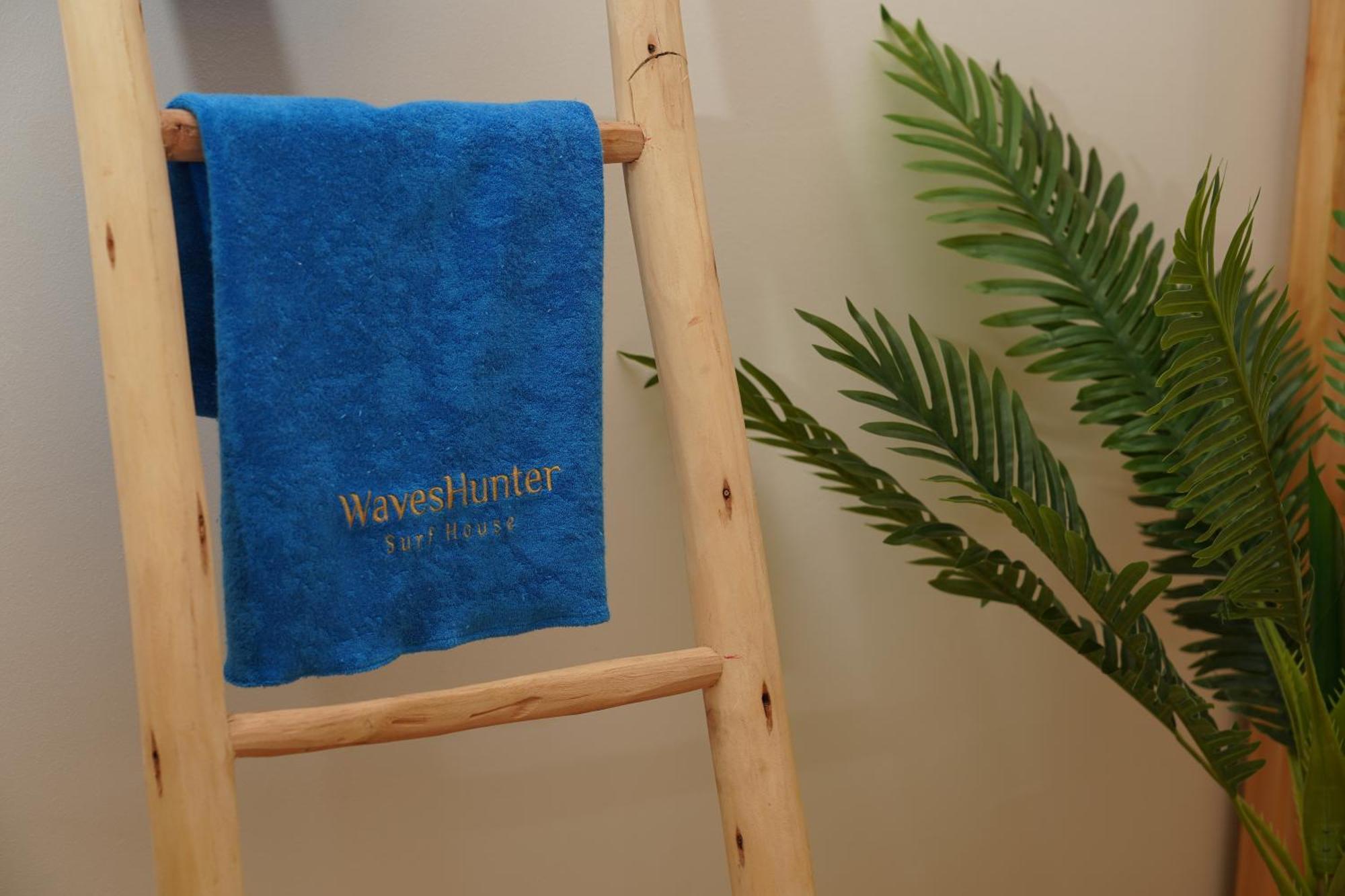Waves Hunter Surf House Bed & Breakfast Agadir Exterior foto